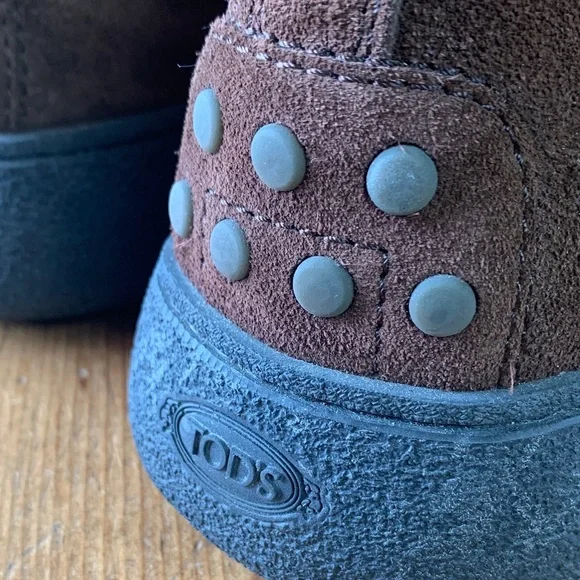 Tods Men's Brown Suede Desert Boots - Picture 3 of 16